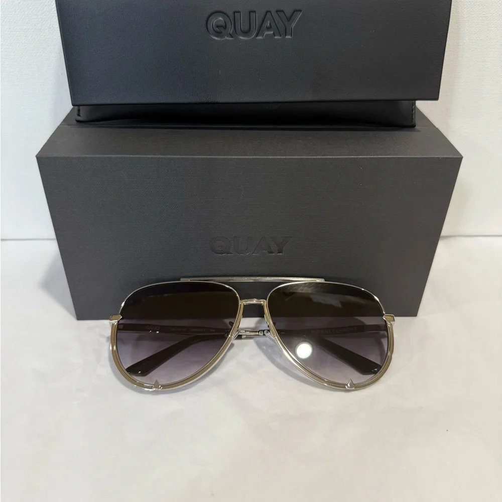 Quay Australia classic aviator